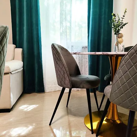 Artemis Oda ve Kahvaltı Ravenna