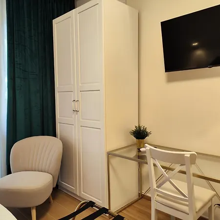 Alojamento de Acomodação e Pequeno-almoço Artemis 3*