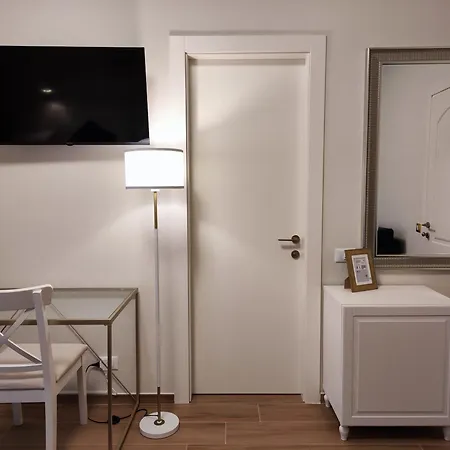 Alojamento de Acomodação e Pequeno-almoço Artemis Ravena